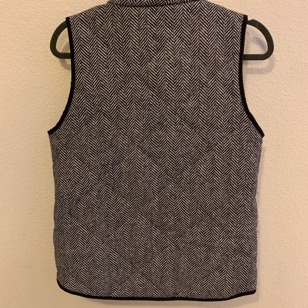 Houndstooth vest